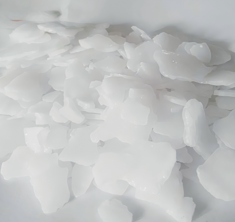 Sodium hydroxide flakes for industrial processing and export