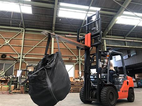 Sodium sulfide Na₂S bulk loading for export