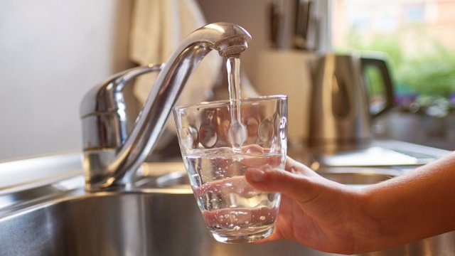 Activated carbon water filter using GAC media for drinking and industrial water treatment