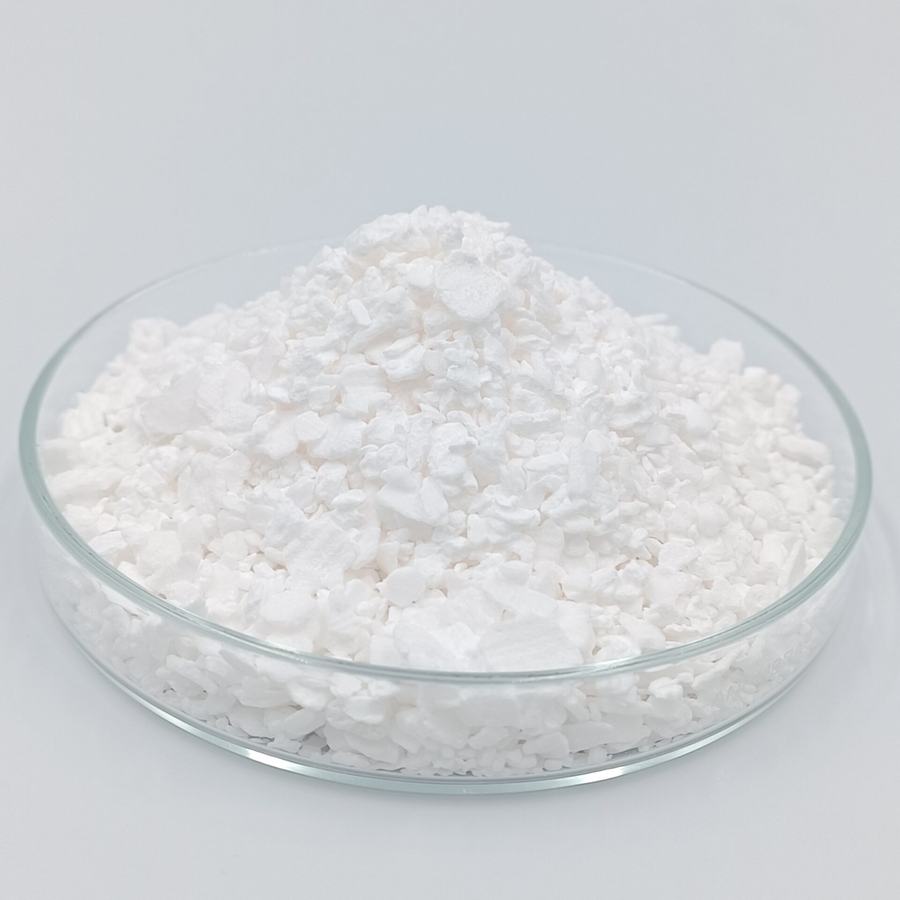 Industrial calcium chloride 74 percent flakes and 94 percent pellets