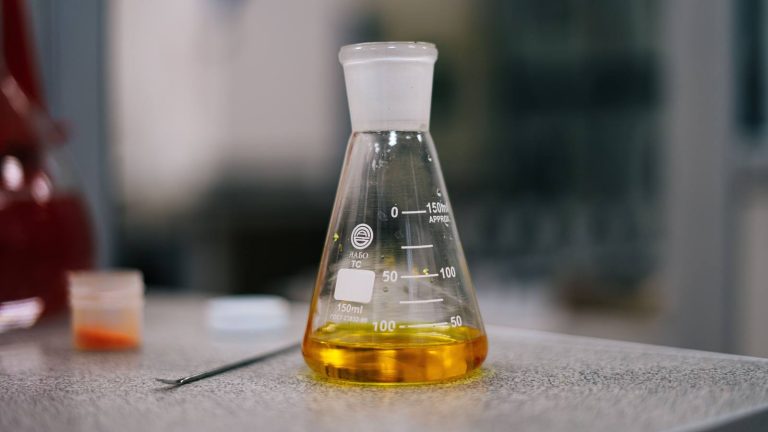 MIBC vs pine oil frother comparison for mineral flotation