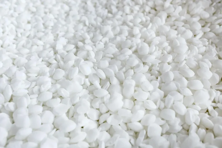 Sodium cyanide white pellets for industrial applications